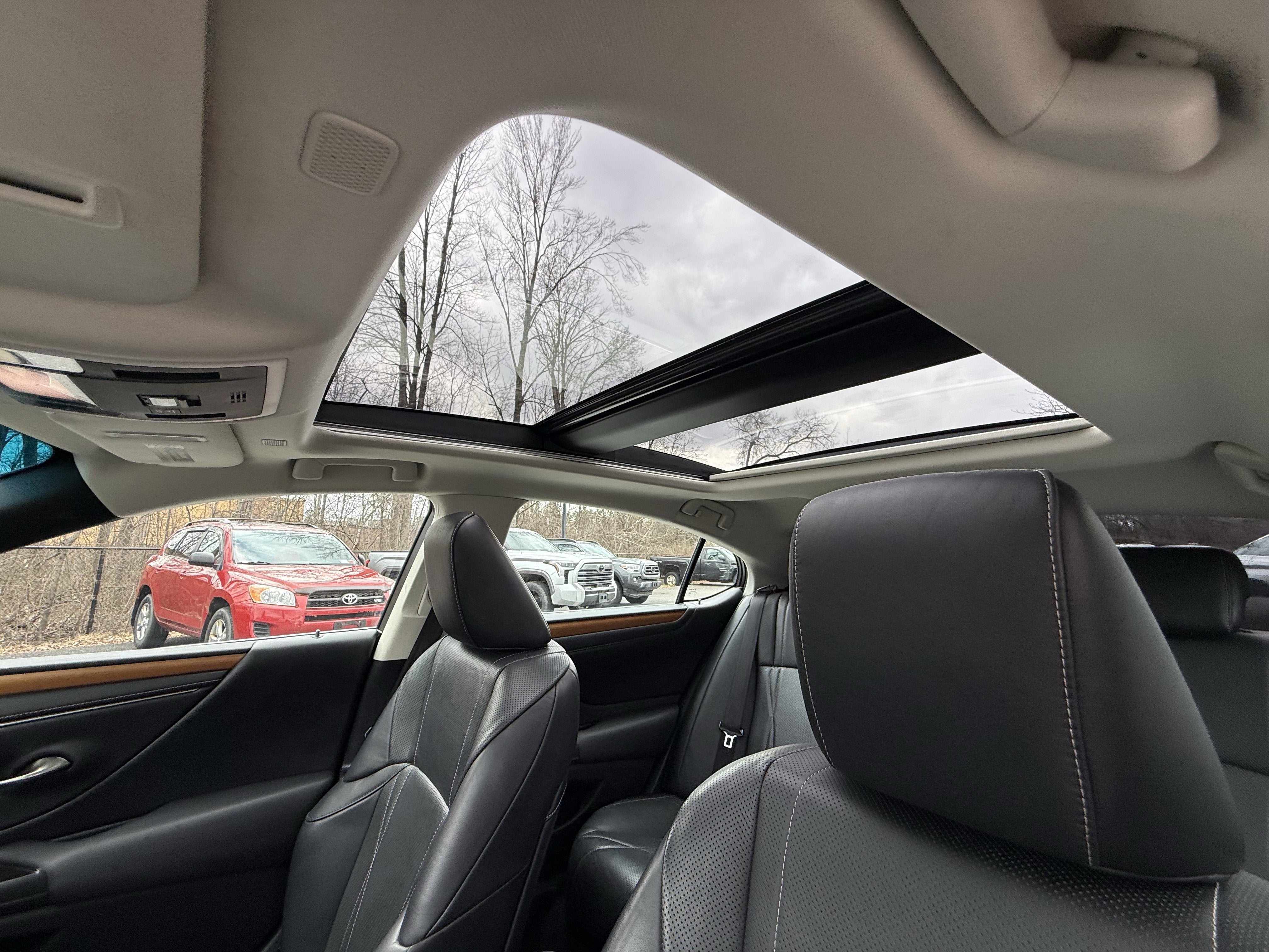 2019 Lexus ES 350 Luxury