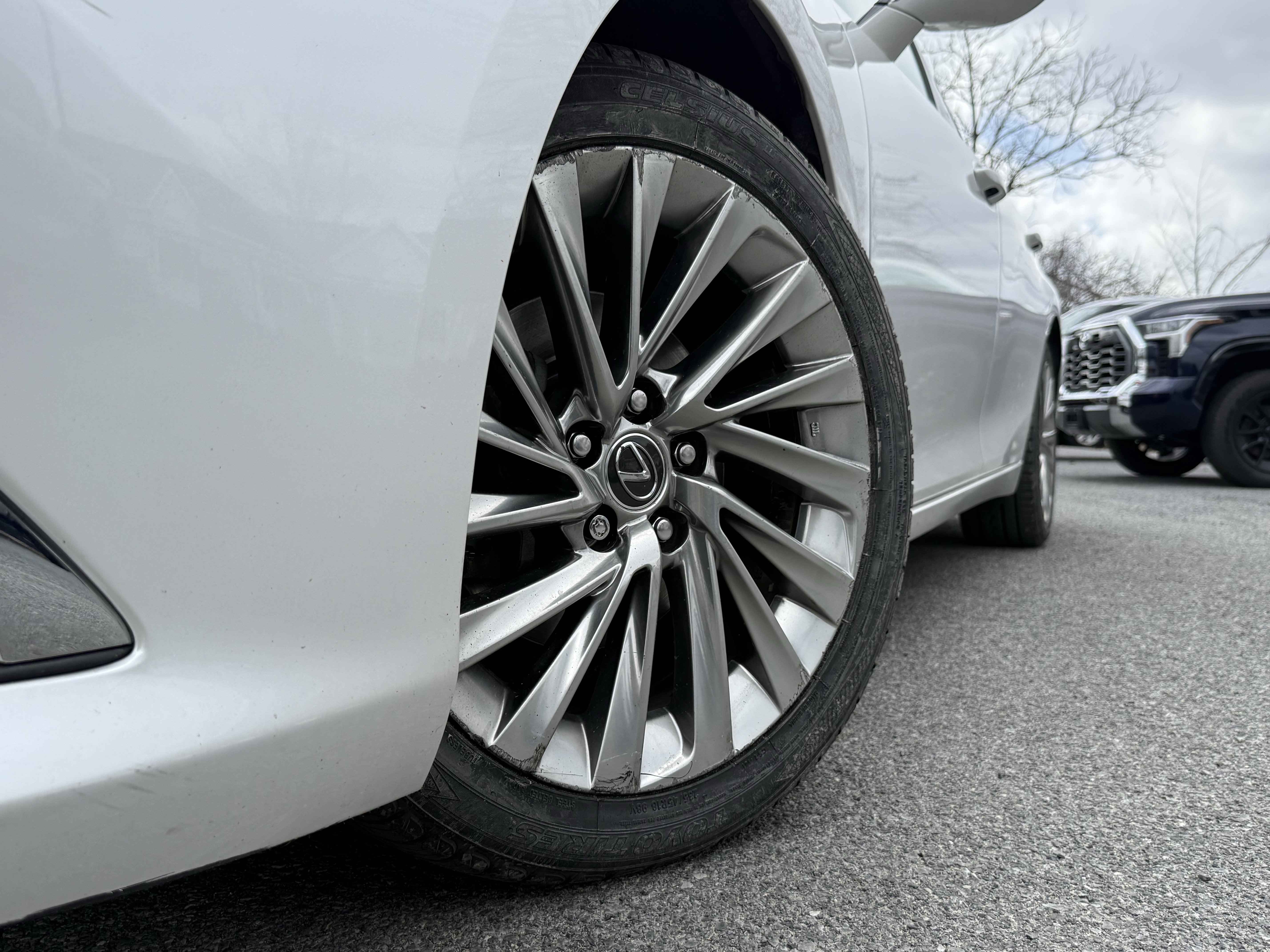 2019 Lexus ES 350 Luxury