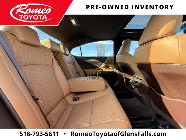 2019 Lexus ES 350