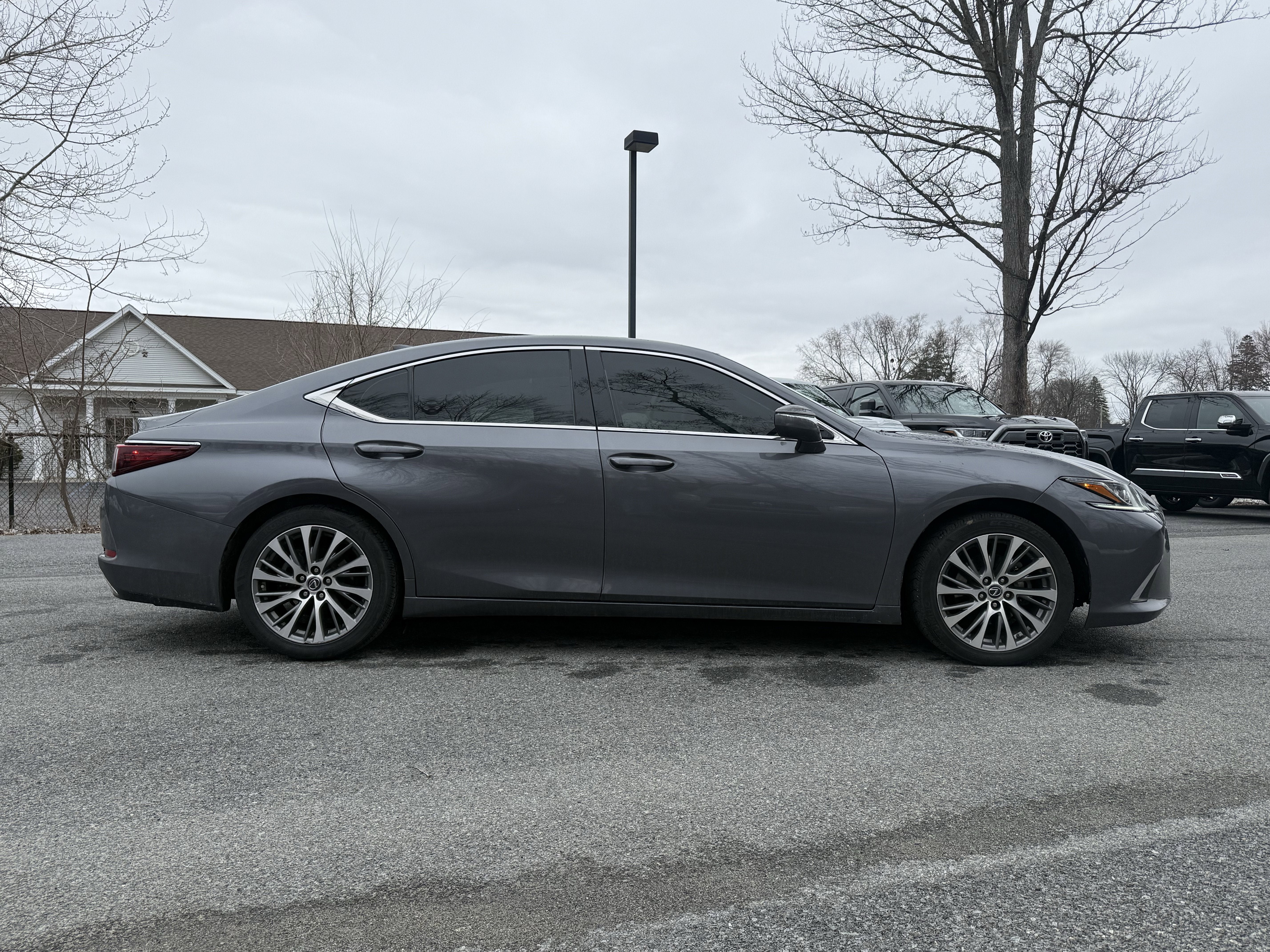 2020 Lexus ES 350