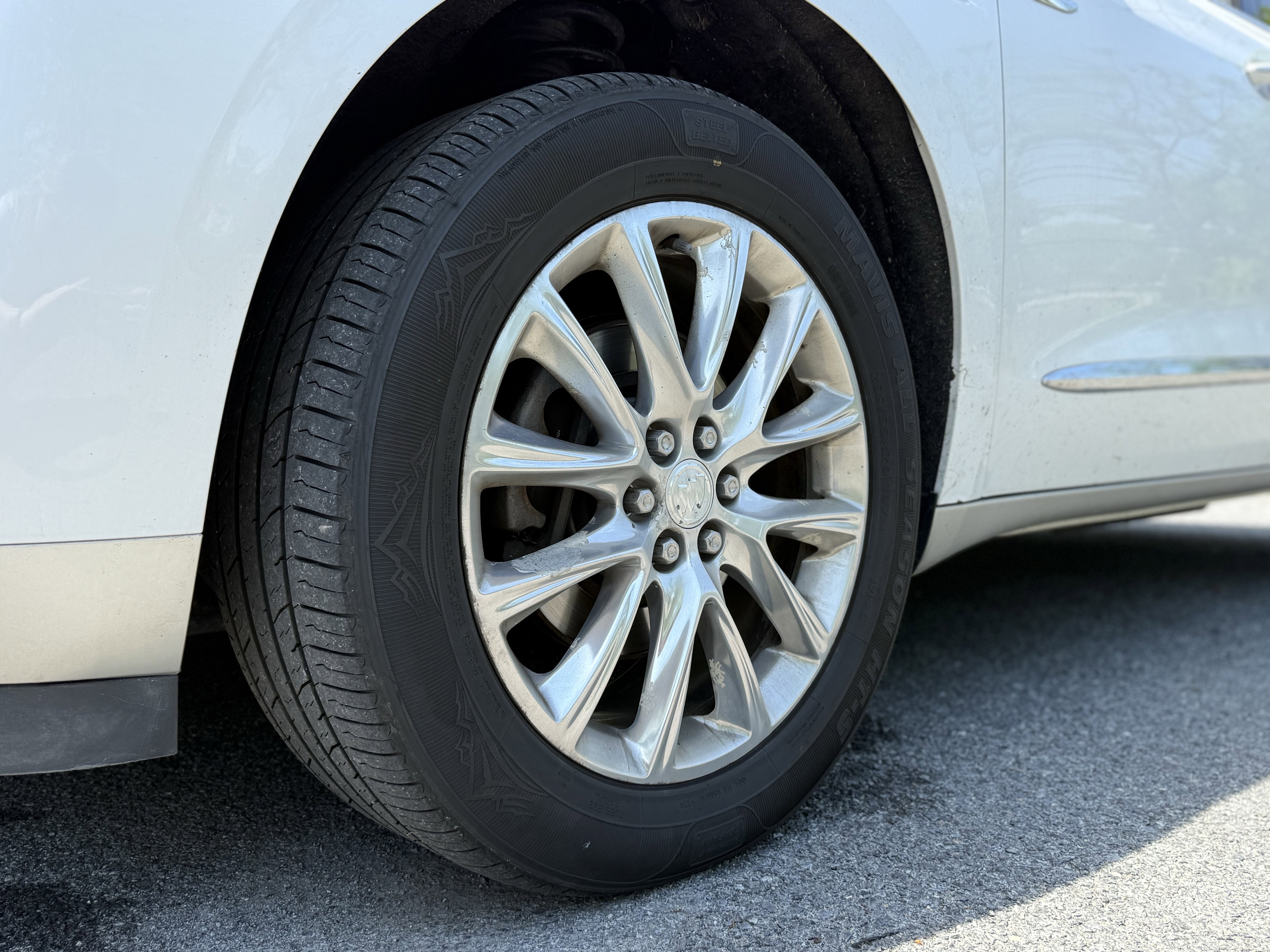 2018 Buick Enclave Essence