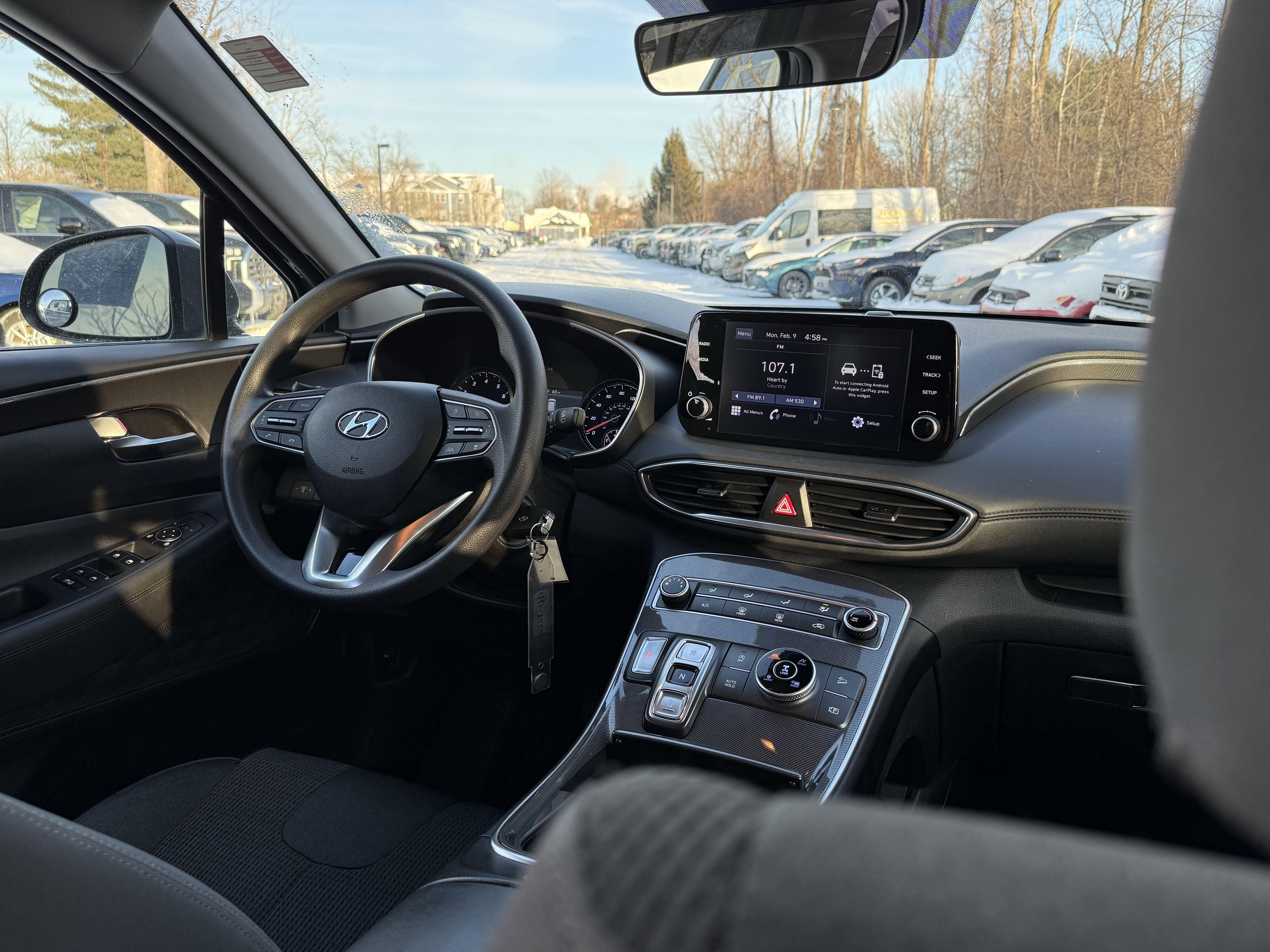 2022 Hyundai Santa Fe SE