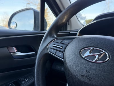 2022 Hyundai Santa Fe SE