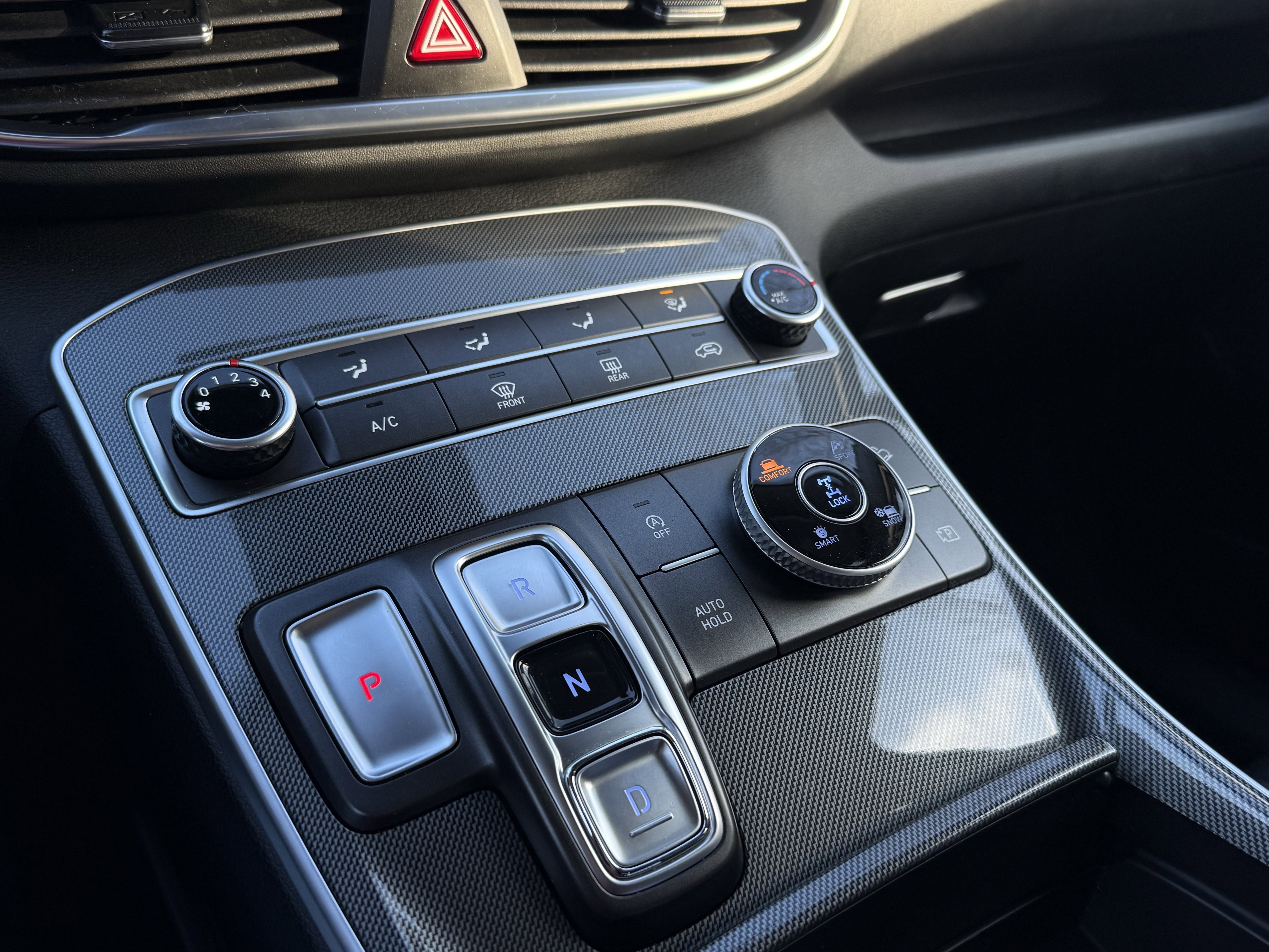 2022 Hyundai Santa Fe SE