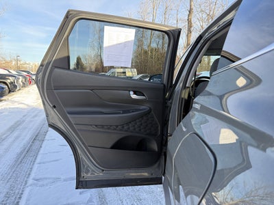 2022 Hyundai Santa Fe SE