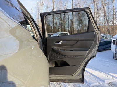 2022 Hyundai Santa Fe SE