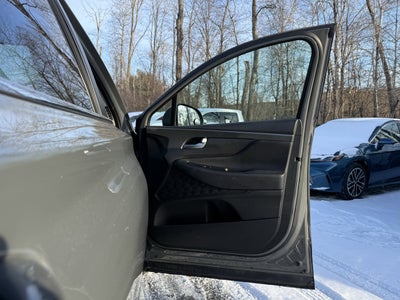 2022 Hyundai Santa Fe SE