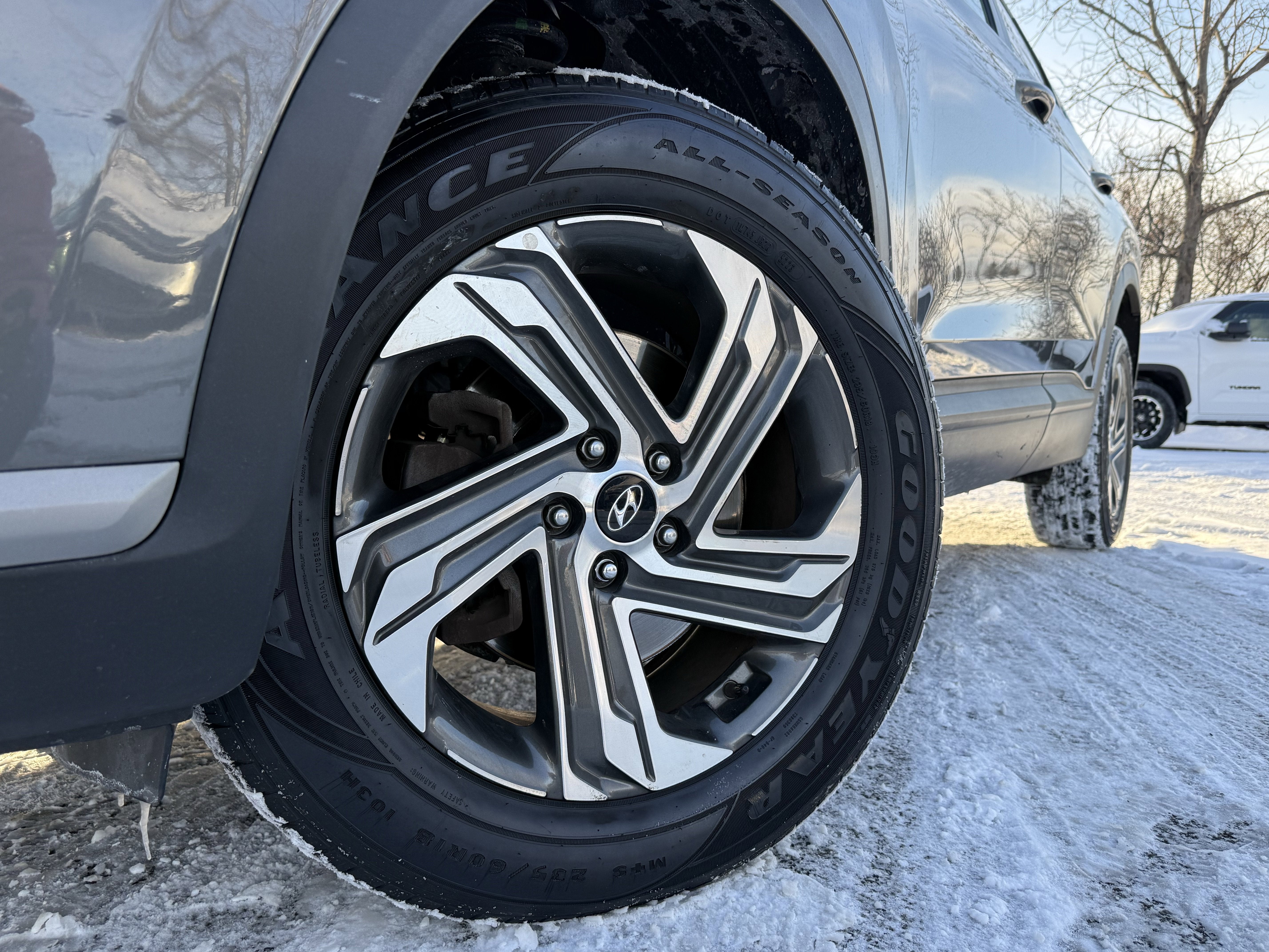 2022 Hyundai Santa Fe SE