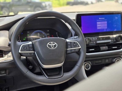 2025 Toyota Grand Highlander Hybrid XLE