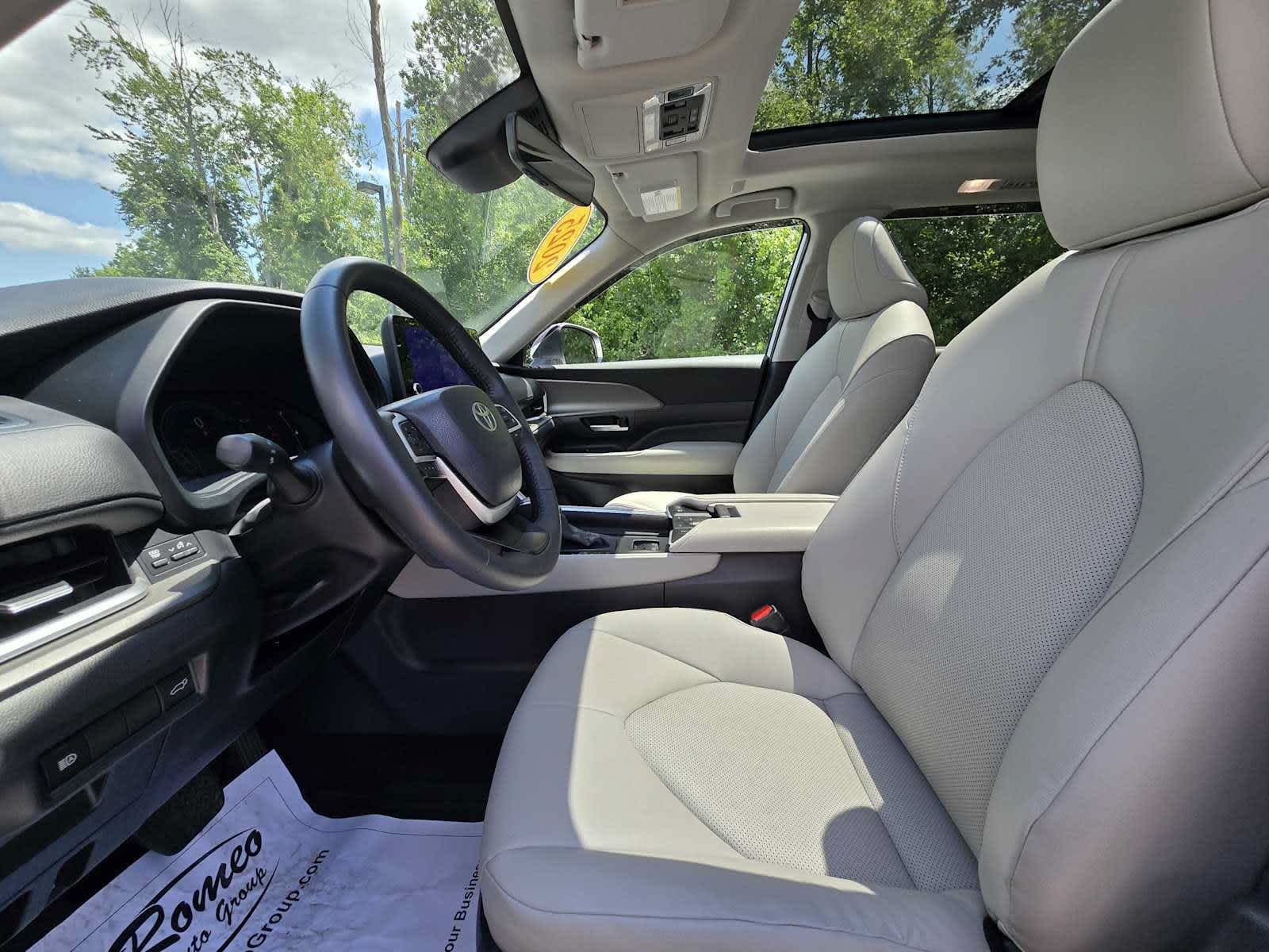 2025 Toyota Grand Highlander Hybrid XLE