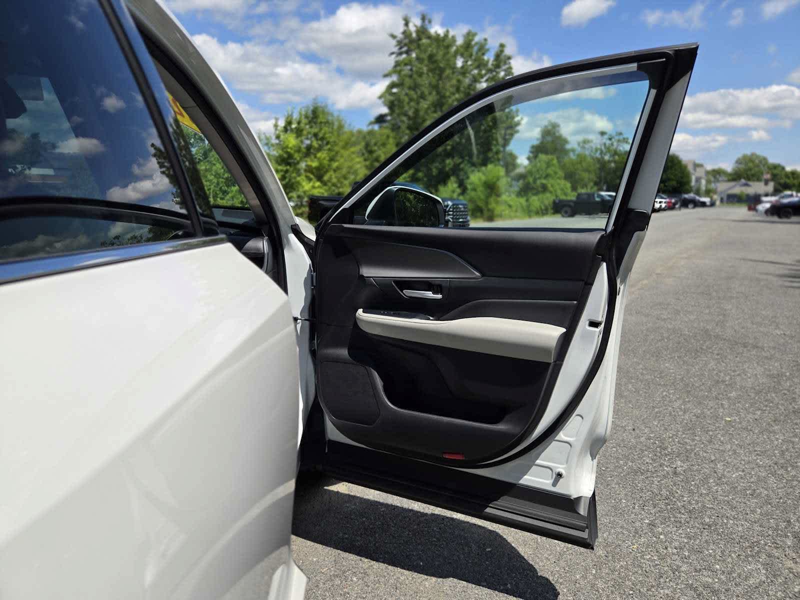 2025 Toyota Grand Highlander Hybrid XLE