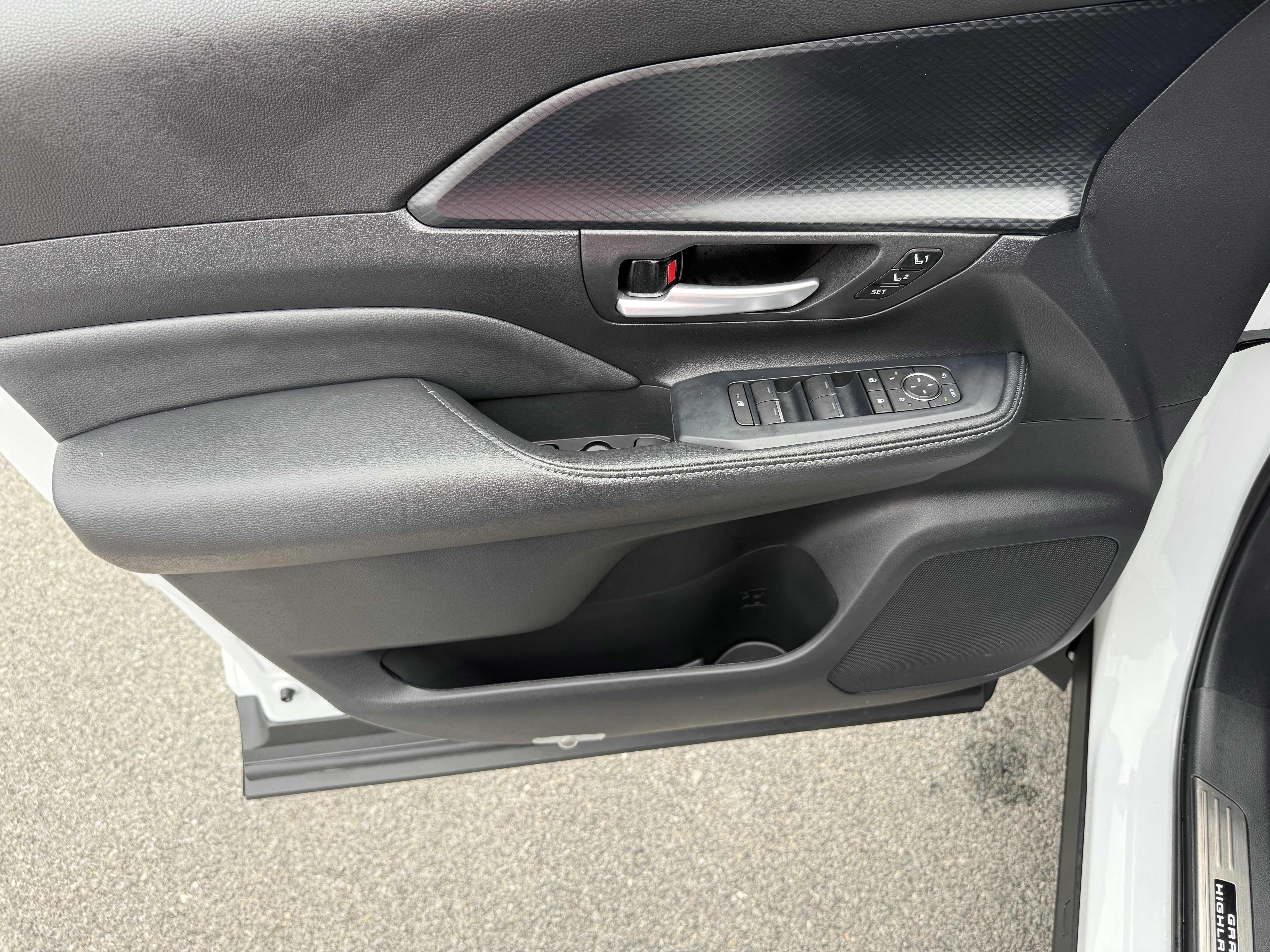 2024 Toyota Grand Highlander Hybrid MAX Limited