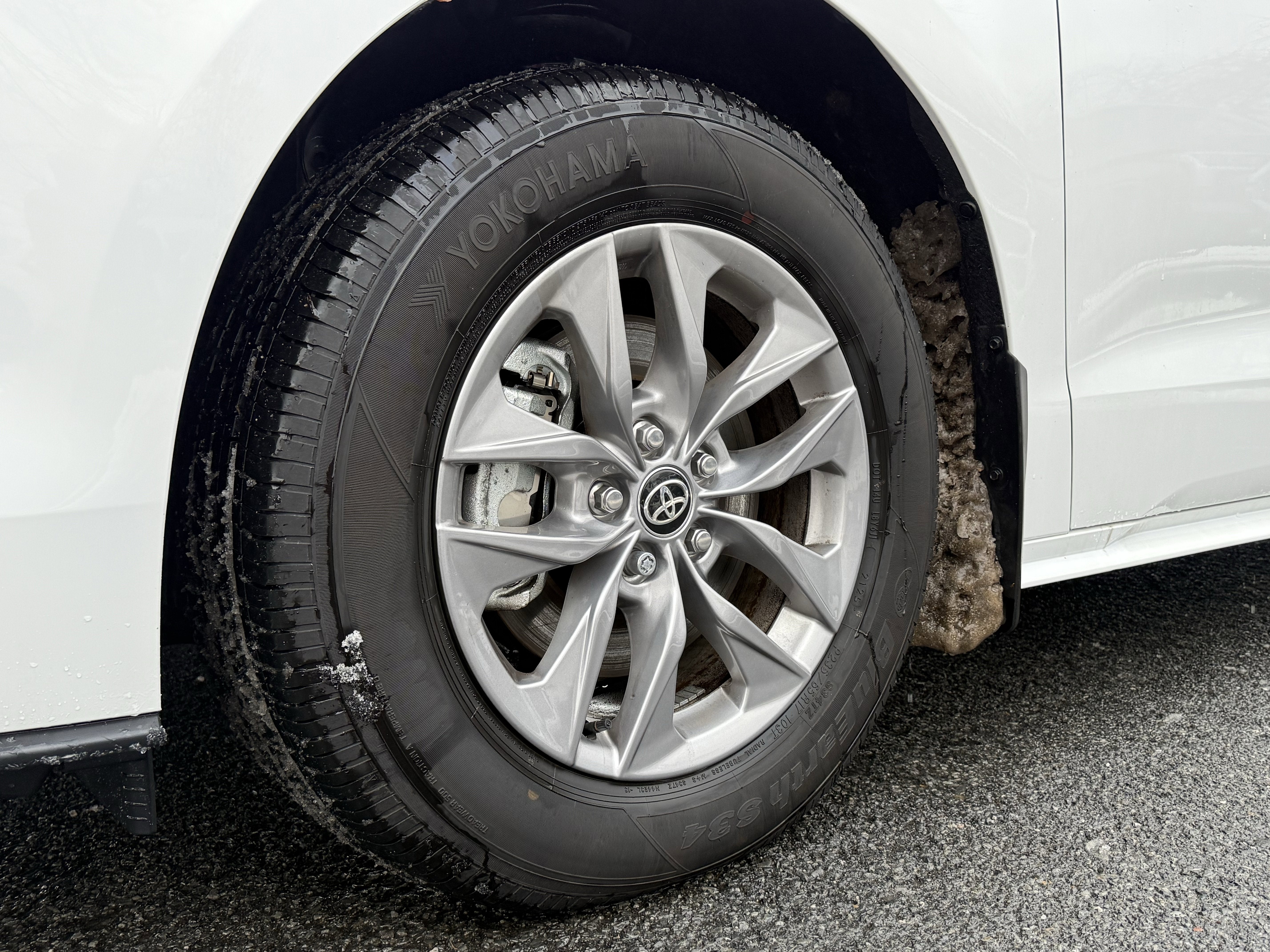 2025 Toyota Sienna LE 8 Passenger