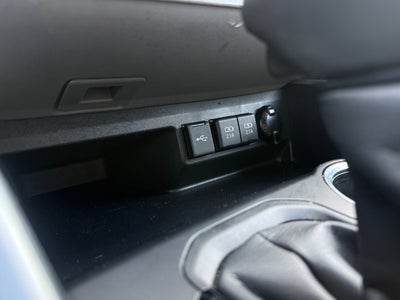 2020 Toyota Highlander LE