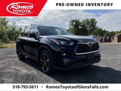2022 Toyota Highlander LE