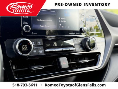 2022 Toyota Highlander LE