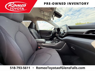 2022 Toyota Highlander LE