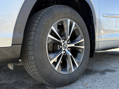 2018 Toyota Highlander Base