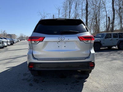 2018 Toyota Highlander Base