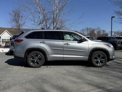 2018 Toyota Highlander Base