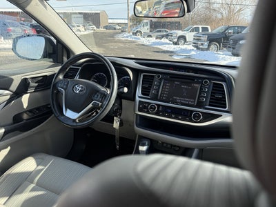 2017 Toyota Highlander LE Plus