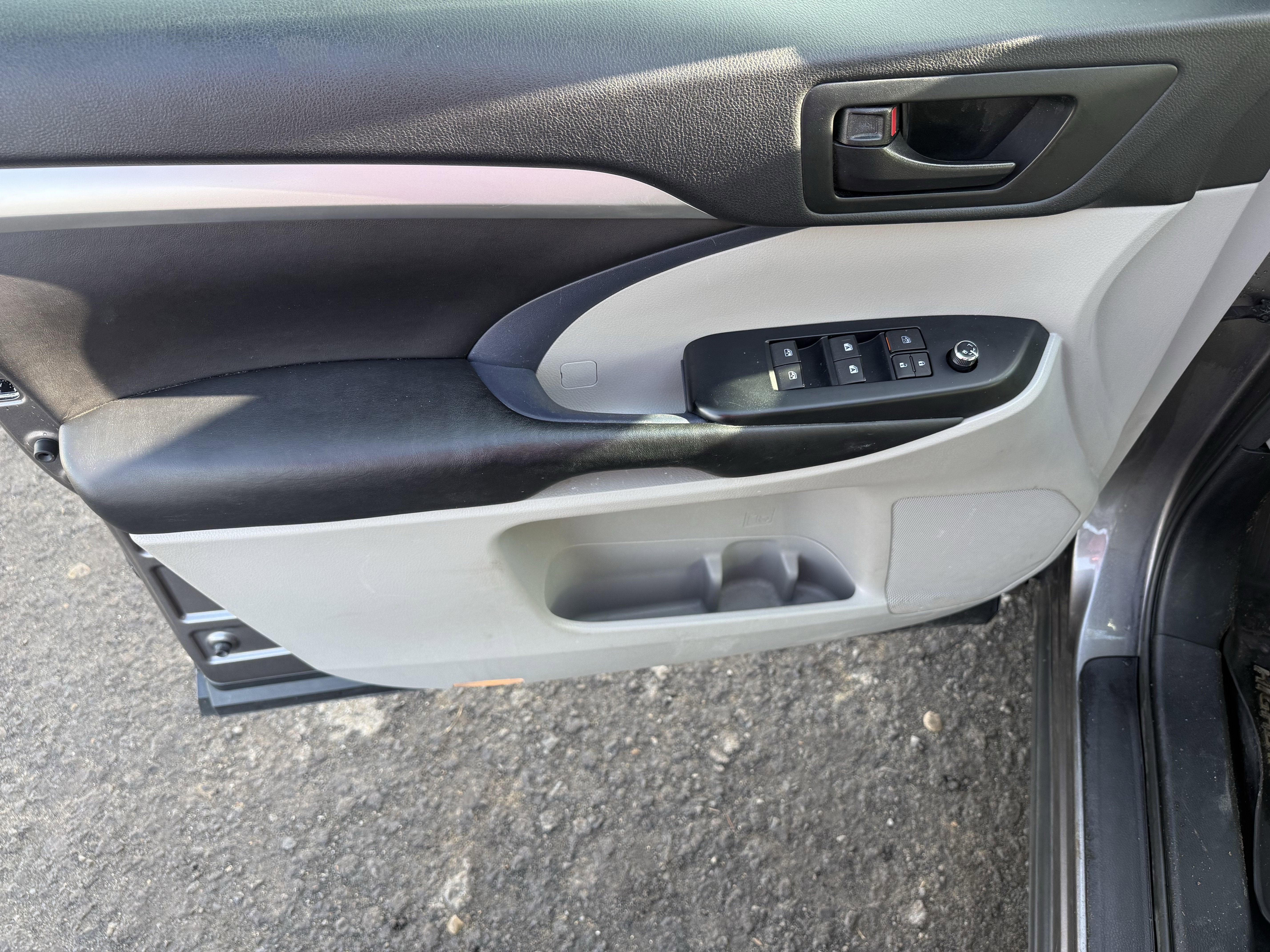 2017 Toyota Highlander LE Plus