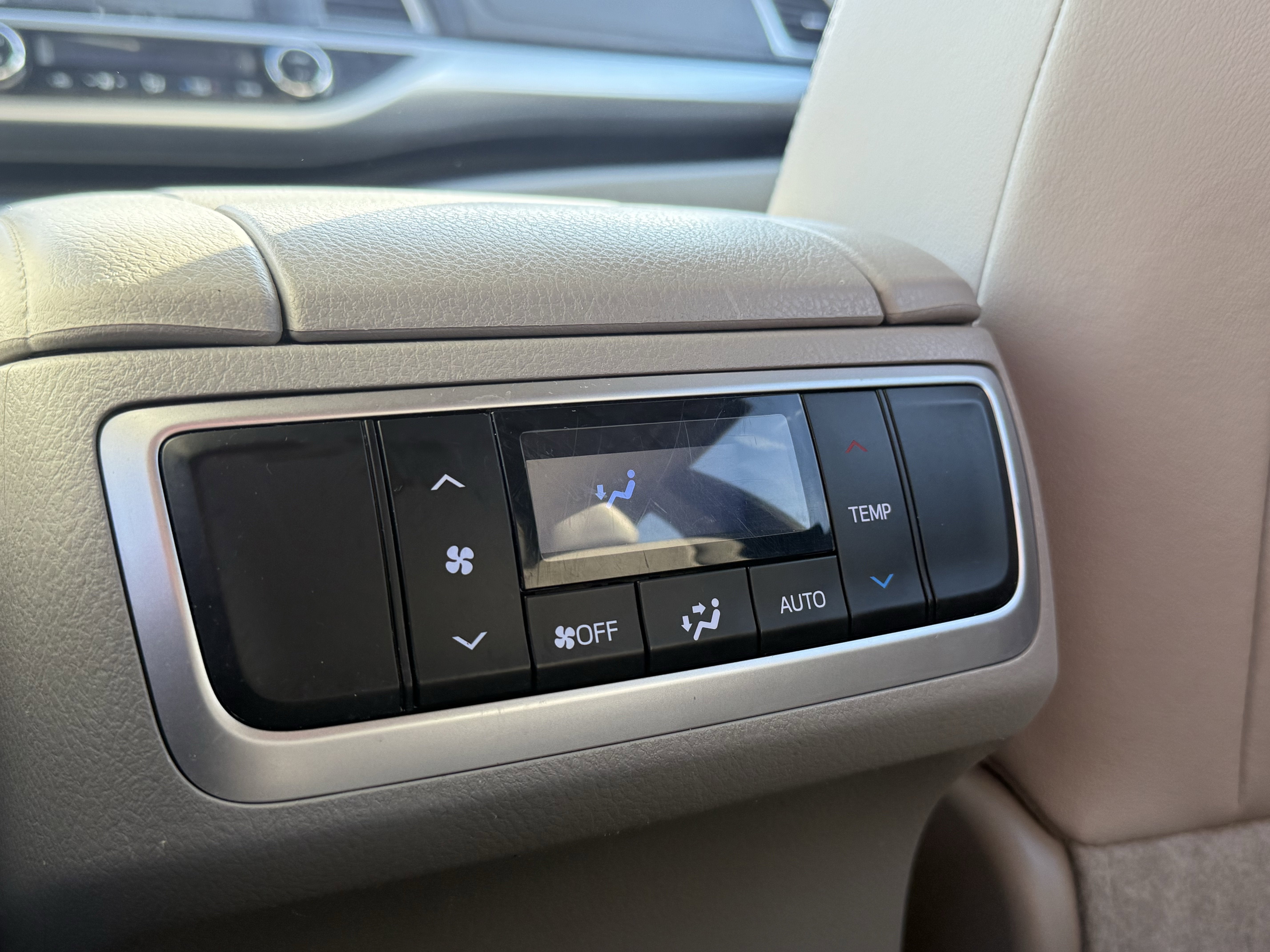 2017 Toyota Highlander LE Plus