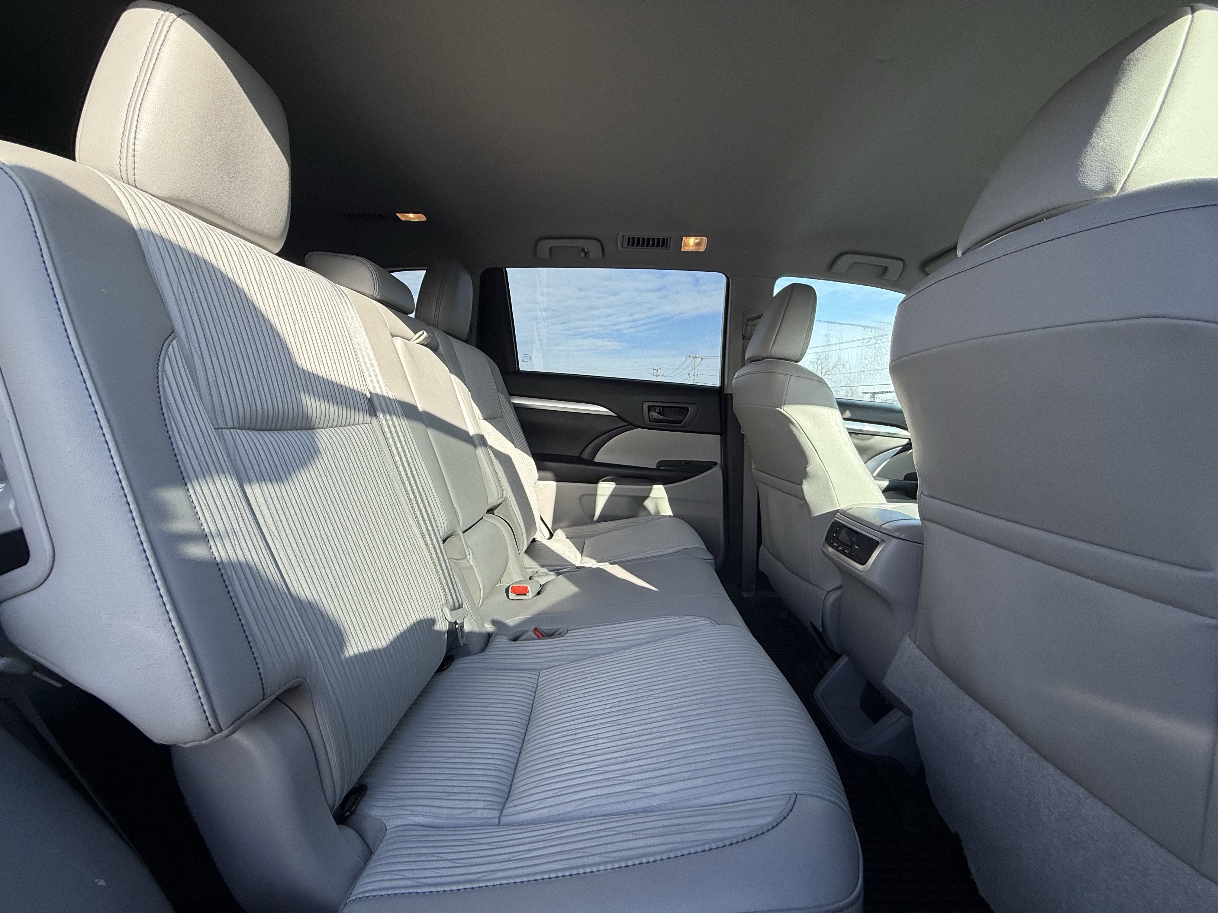 2017 Toyota Highlander LE Plus