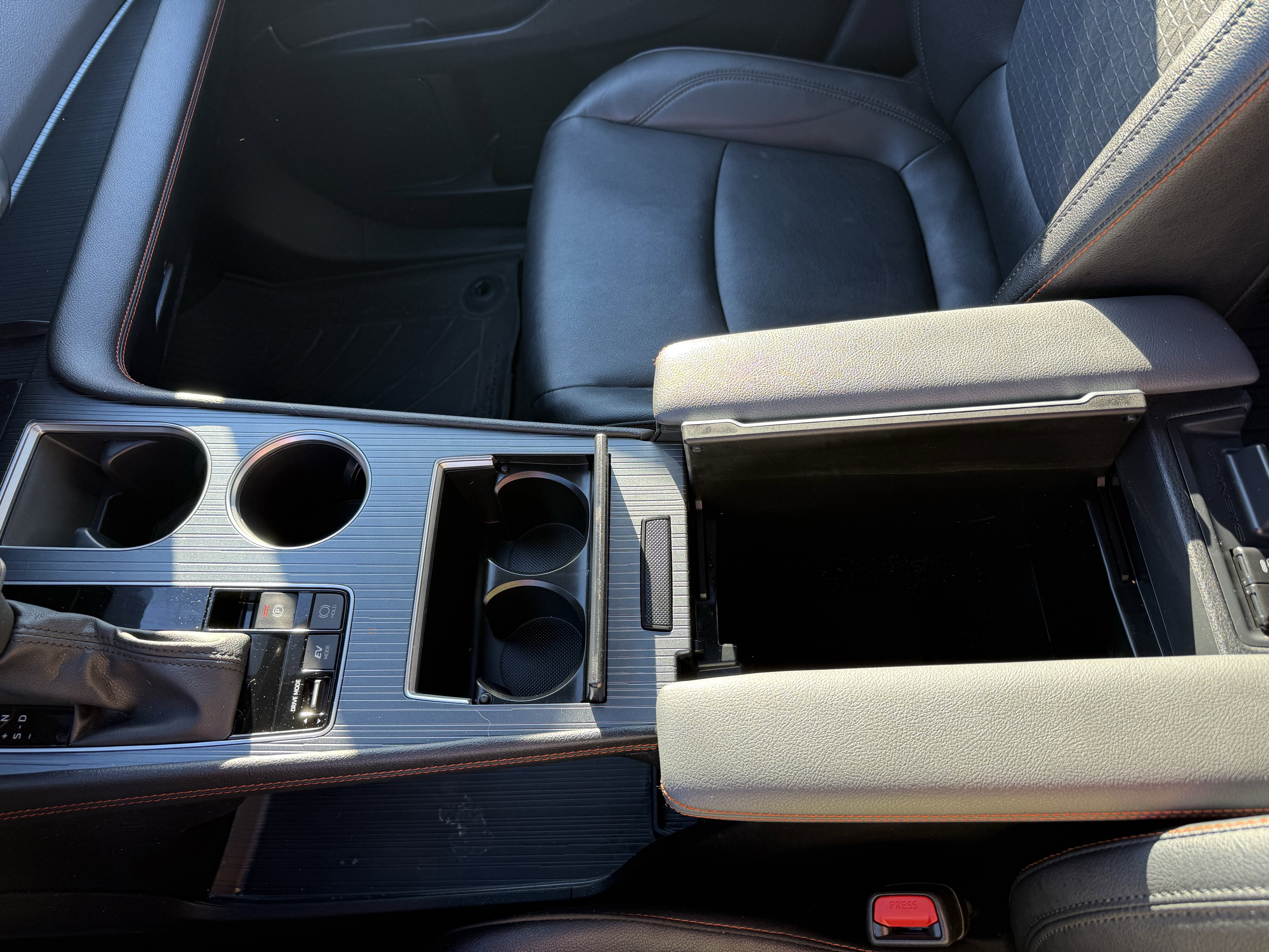 2023 Toyota Sienna XSE 7 Passenger