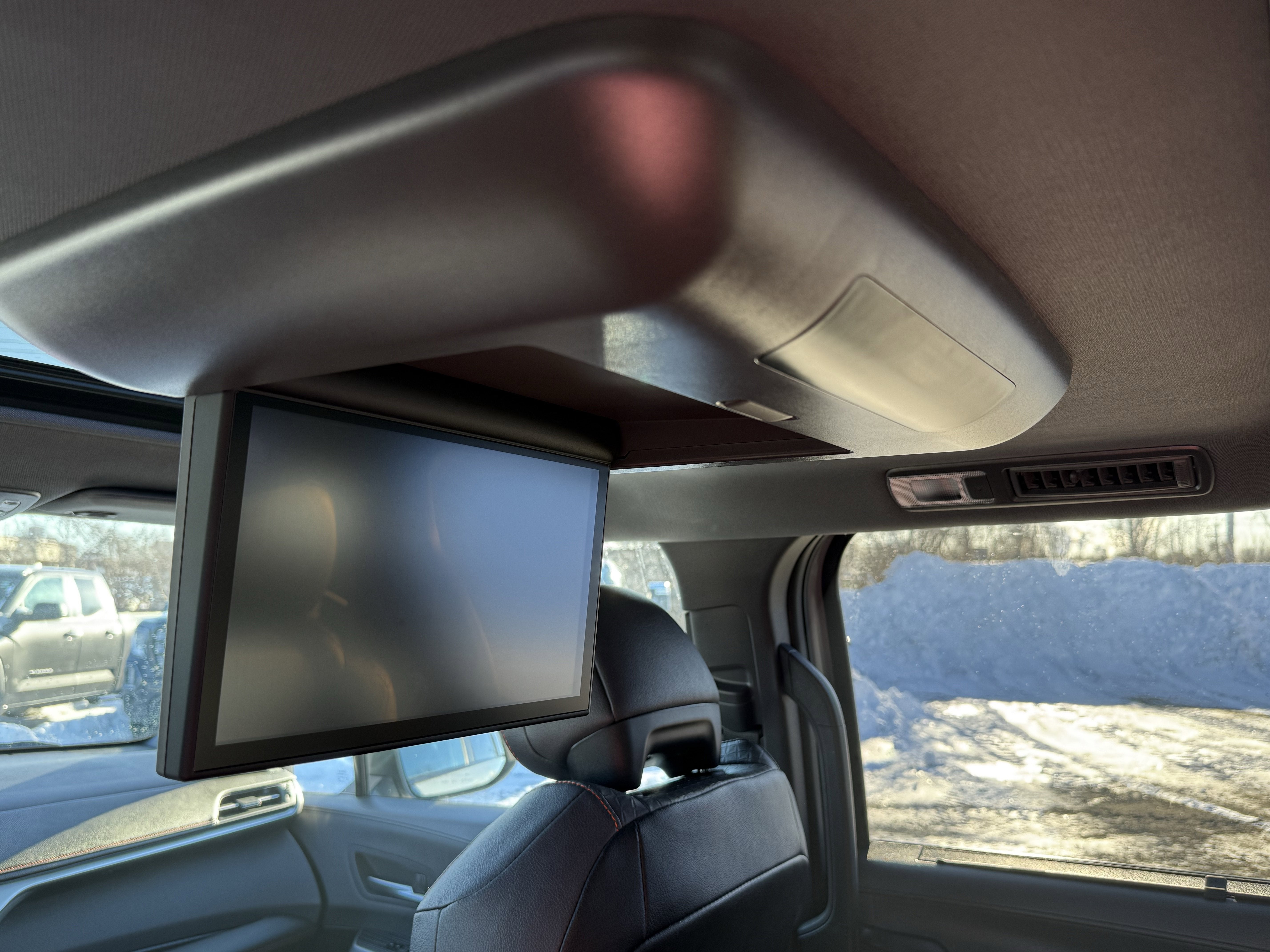 2023 Toyota Sienna XSE 7 Passenger