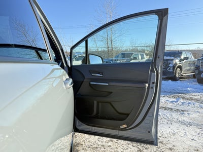 2023 Toyota Sienna XSE 7 Passenger