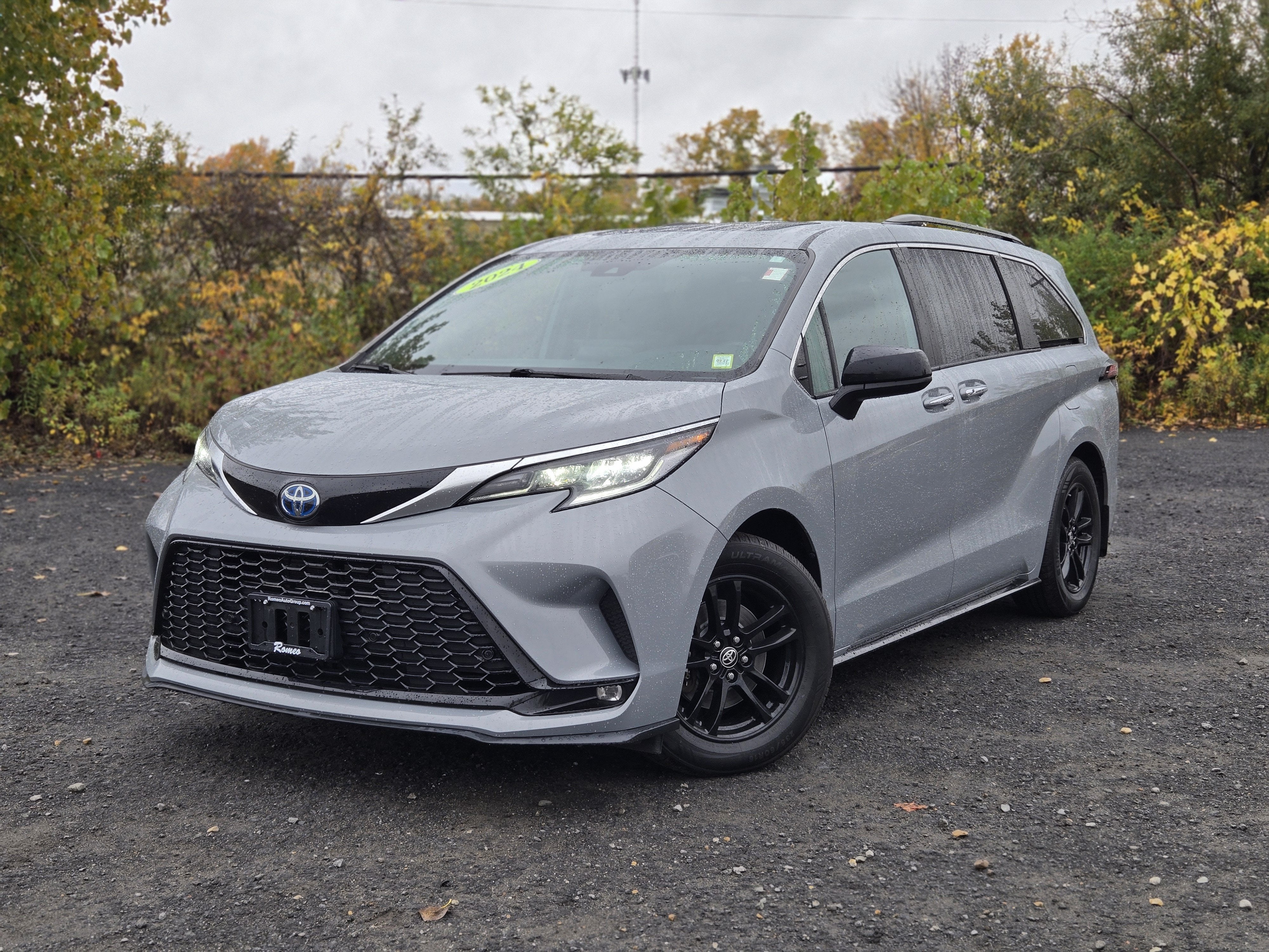 2024 Toyota Sienna XSE 7 Passenger