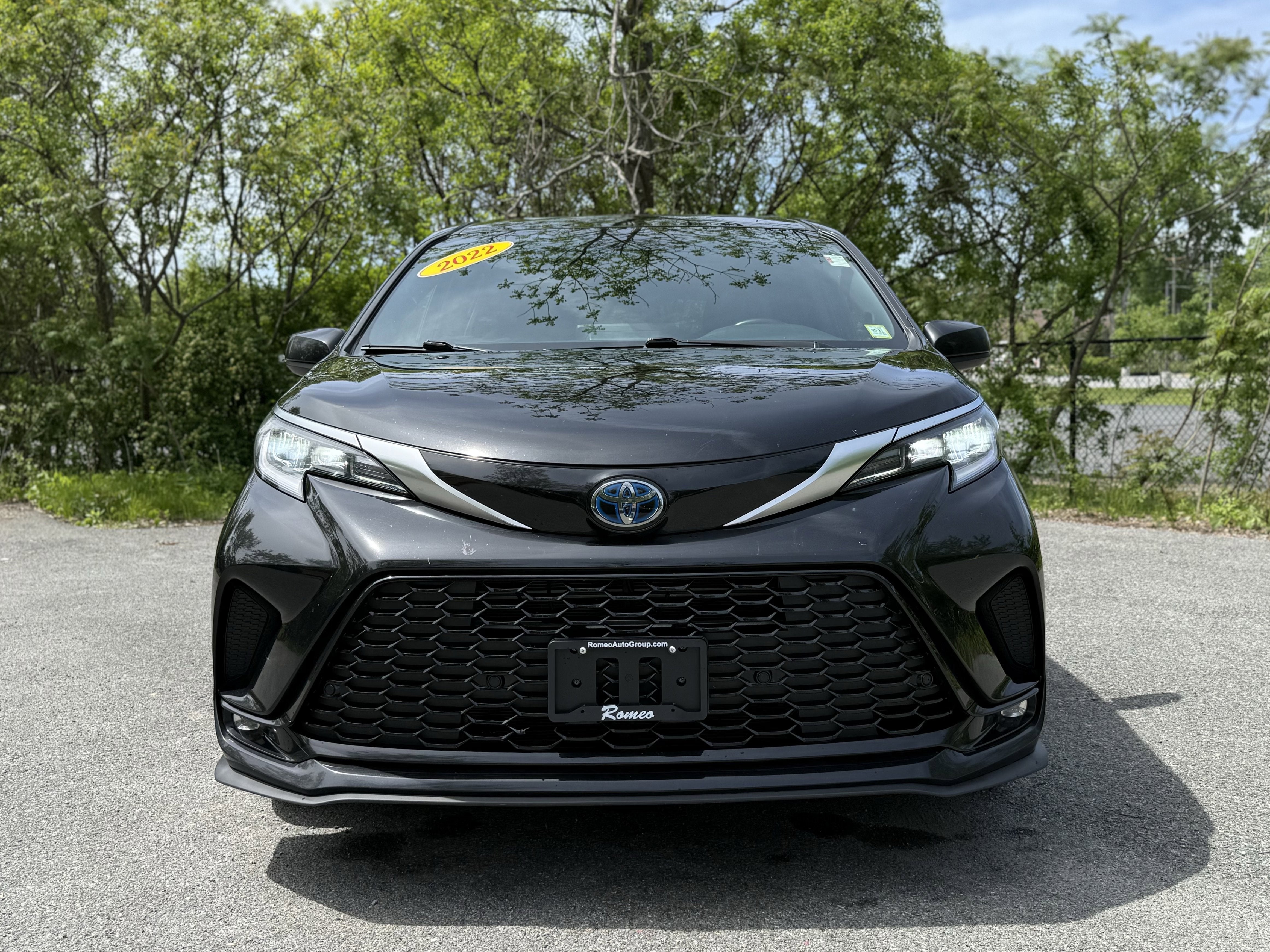 2022 Toyota Sienna XSE 7 Passenger