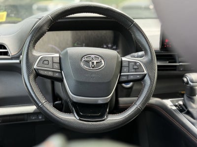 2022 Toyota Sienna XSE 7 Passenger
