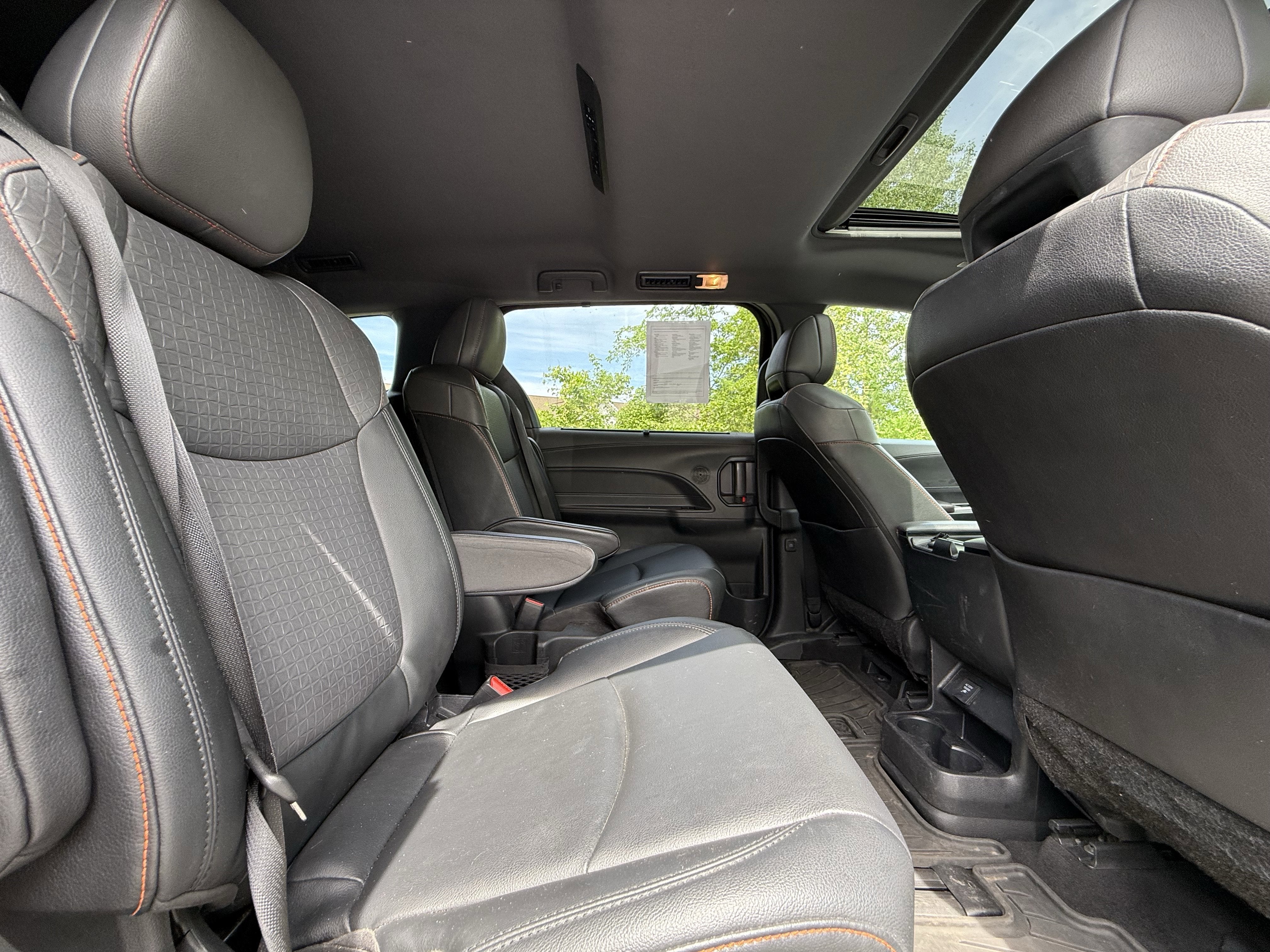 2022 Toyota Sienna XSE 7 Passenger