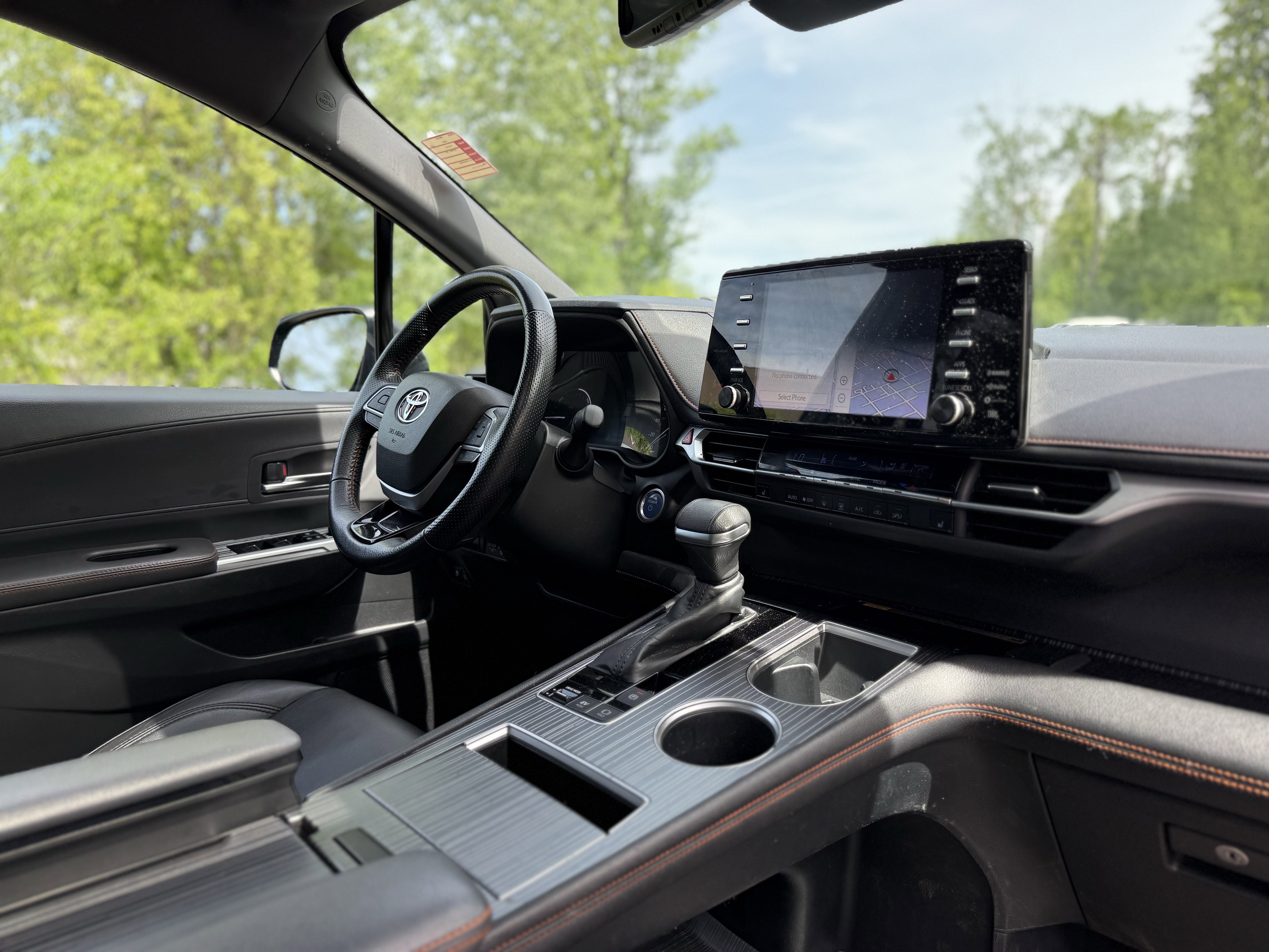 2022 Toyota Sienna XSE 7 Passenger