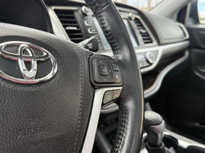 2017 Toyota Highlander Limited