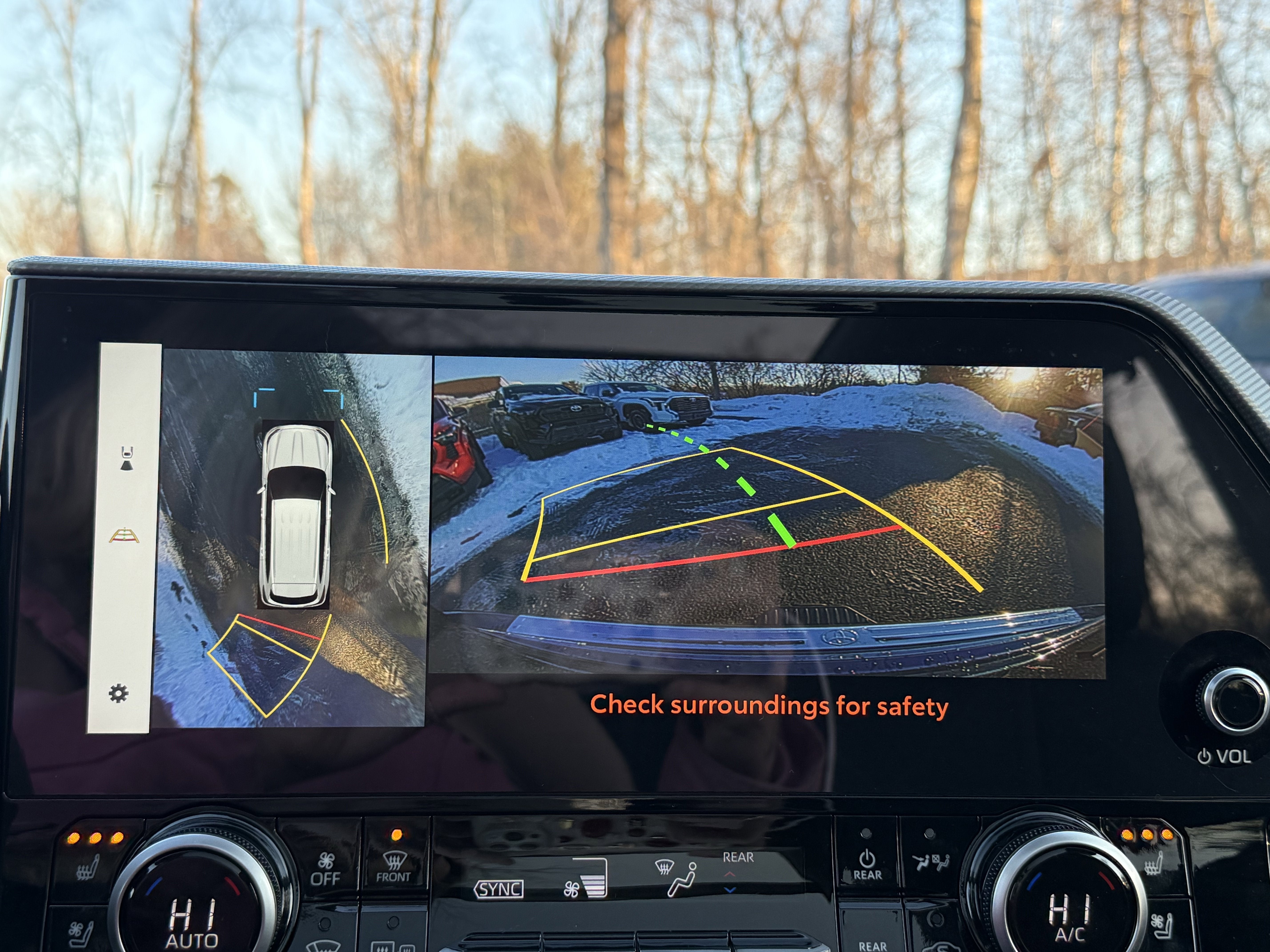 2025 Toyota Highlander Hybrid Platinum