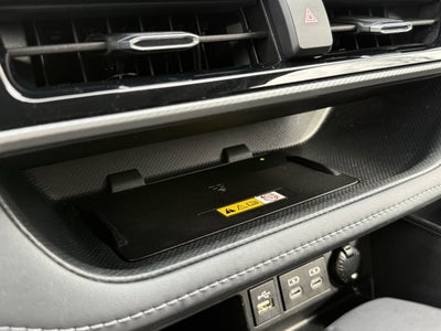 2023 Toyota Highlander Hybrid Platinum