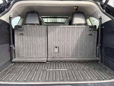 2023 Toyota Highlander Hybrid Platinum