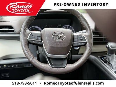 2023 Toyota Sienna Platinum 7 Passenger