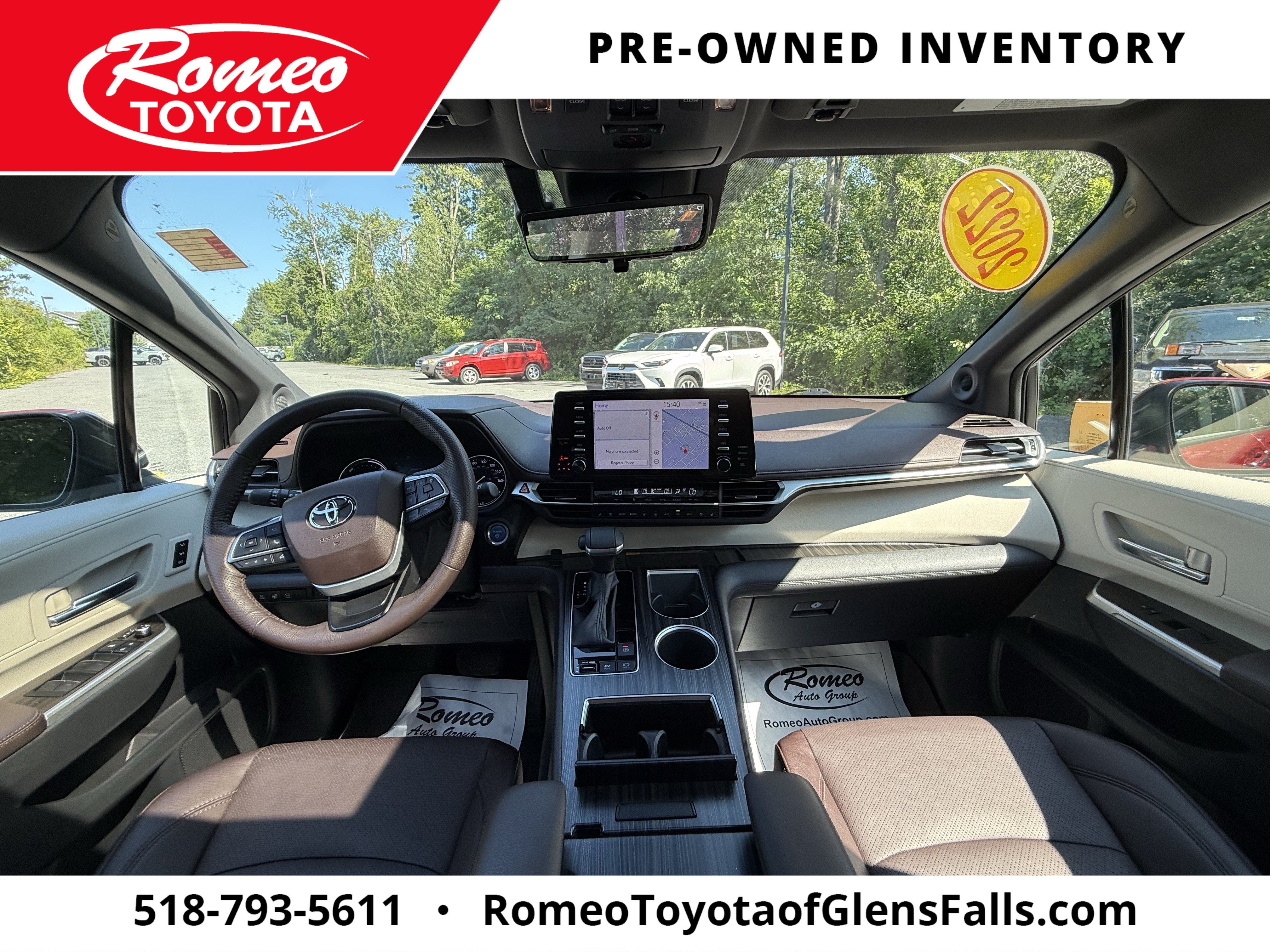 2022 Toyota Sienna Platinum 7 Passenger