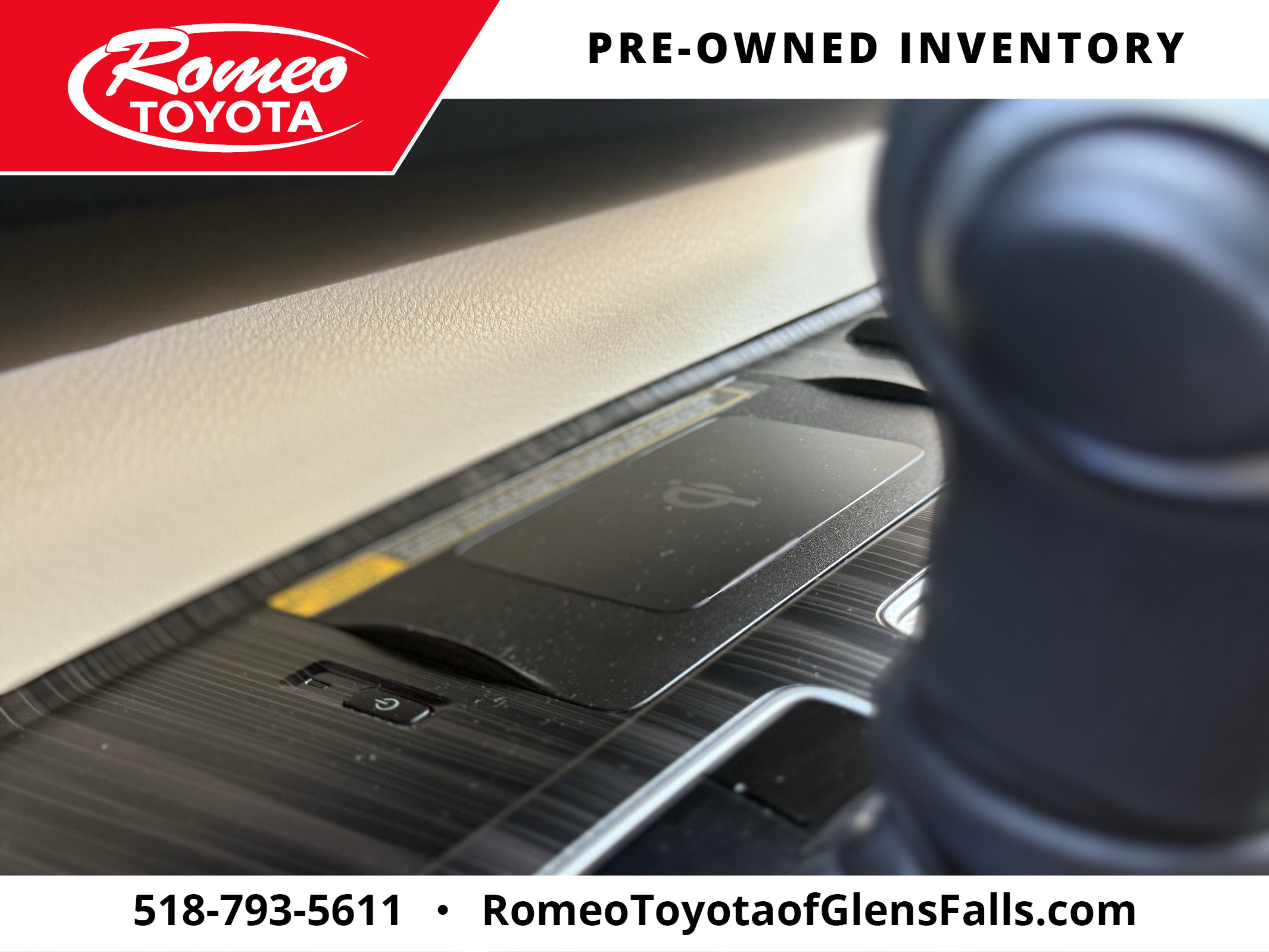2022 Toyota Sienna Platinum 7 Passenger