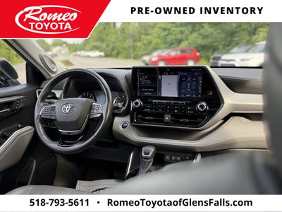 2021 Toyota Highlander Platinum