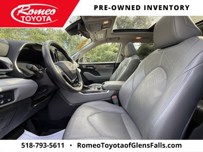 2021 Toyota Highlander Platinum