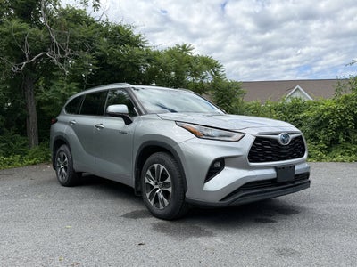 2021 Toyota Highlander Hybrid XLE