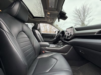 2021 Toyota Highlander Hybrid XLE