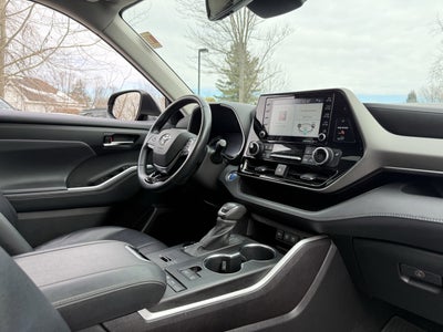 2021 Toyota Highlander Hybrid XLE