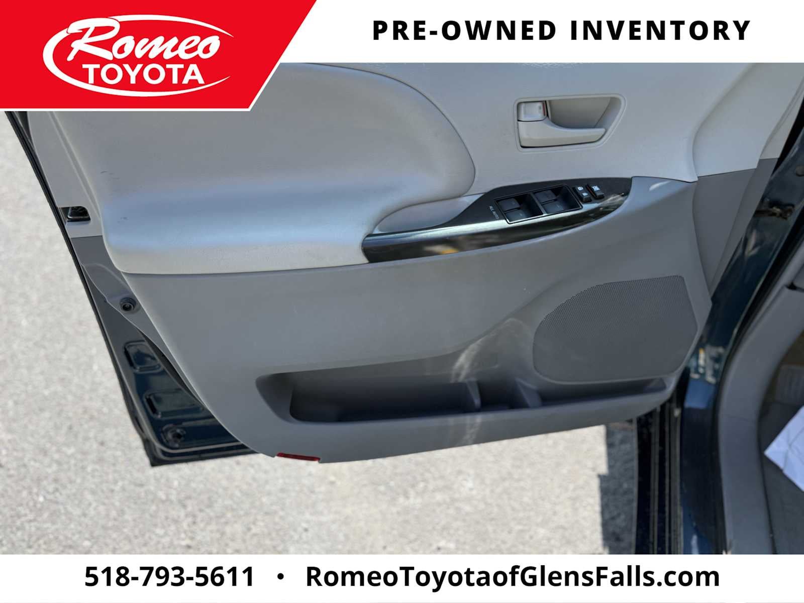 2012 Toyota Sienna LE