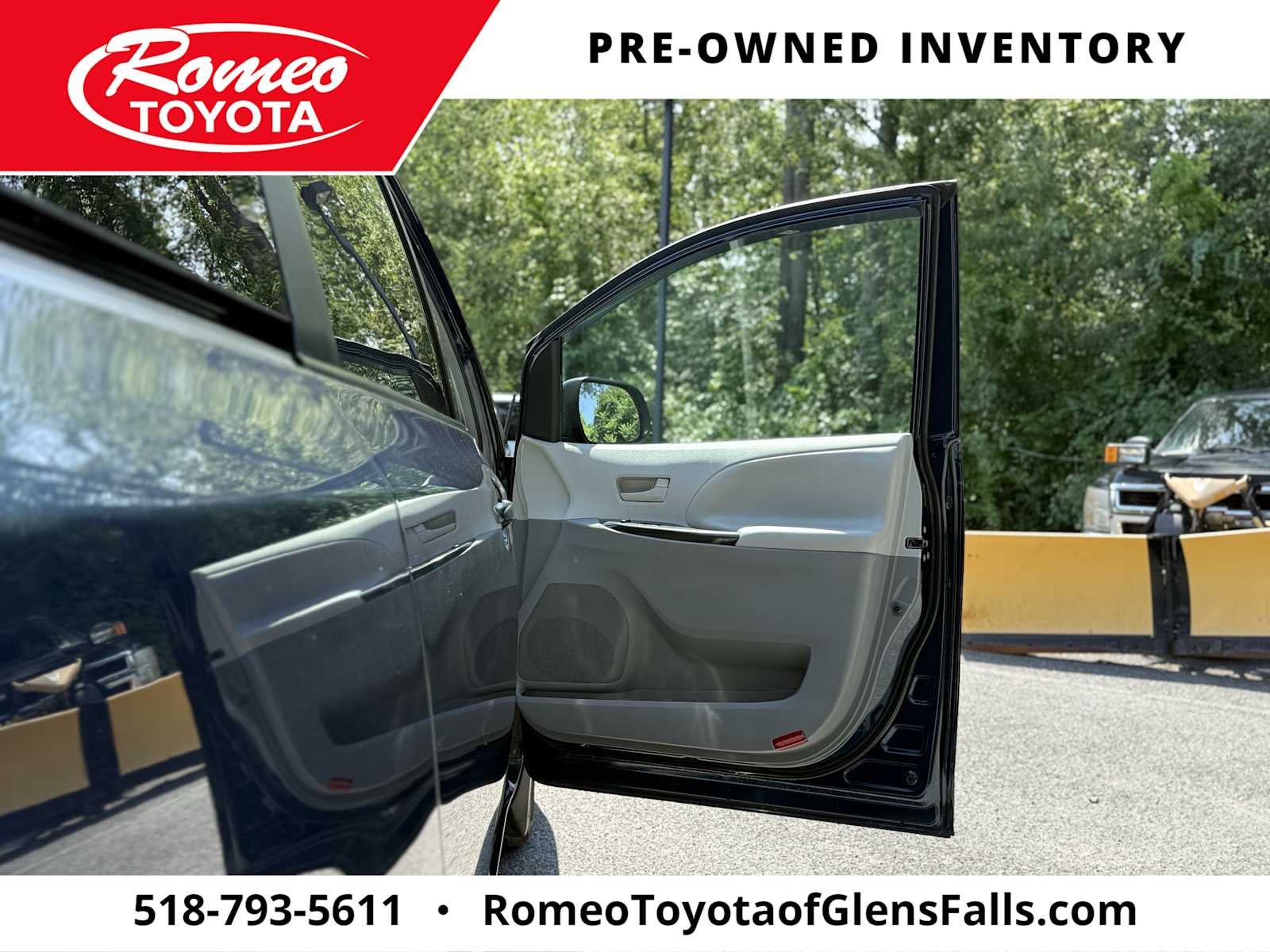 2012 Toyota Sienna LE